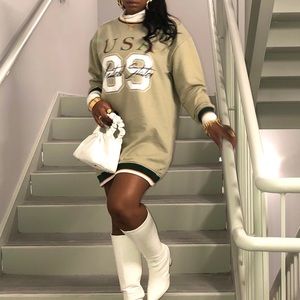 Oversized Sweater Dress | Pretty Little Thing | 6